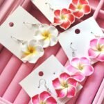 Boucles d&rsquo;oreilles petites fleurs