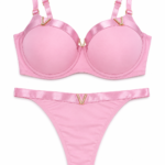 Ensemble Lingerie Luxe en Satin Rose Poudré – Collection Bijou "V"