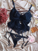 Body porte jarretelle noir 68022